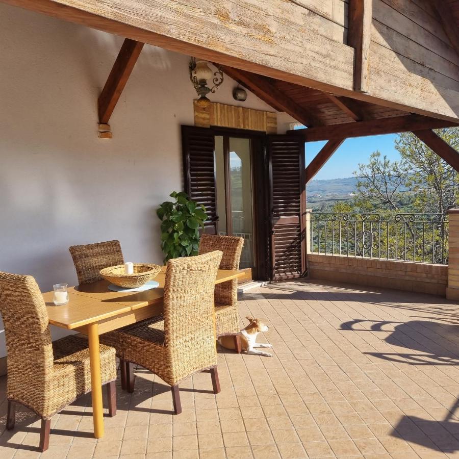 La Vigna Di Ranco Agriturismo Paglieta Eksteriør billede